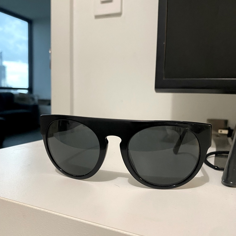 Versace sunglasses🏆 - Picture 6 of 7